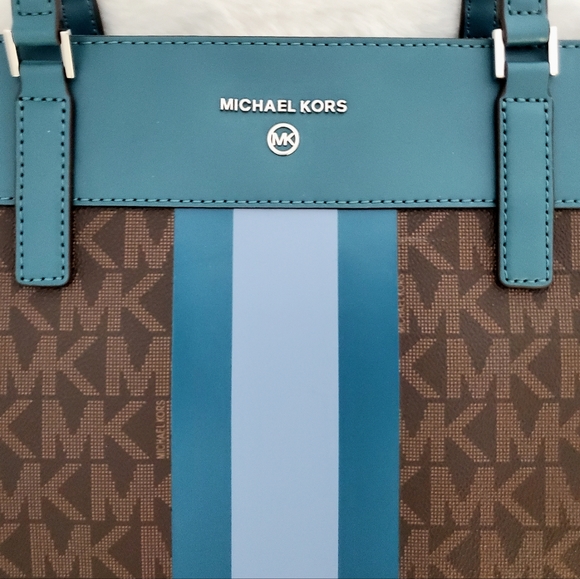 Michael Kors purse NWT - Picture 3 of 11